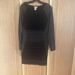 Max Studio Black and Gray Long Sleeve Dress